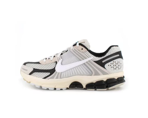 Zoom Vomero "Worn Blue"