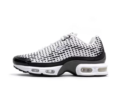 Air Max Plus VII Panda